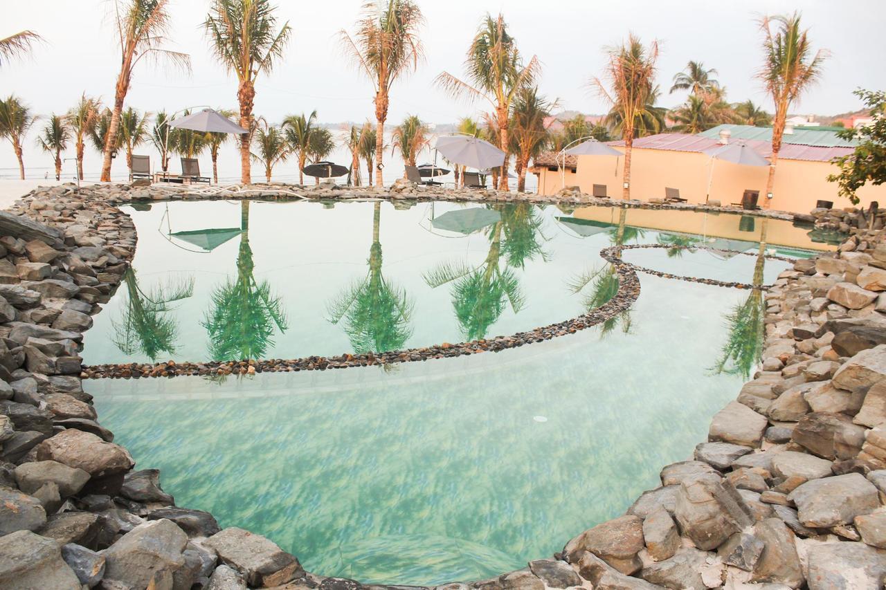 Eagles Beach Resort Phan Thiết Extérieur photo